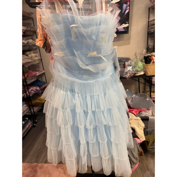 Mac Duggal Style #20529, feathered strapless tulle fit-and-flare mini dress NWT